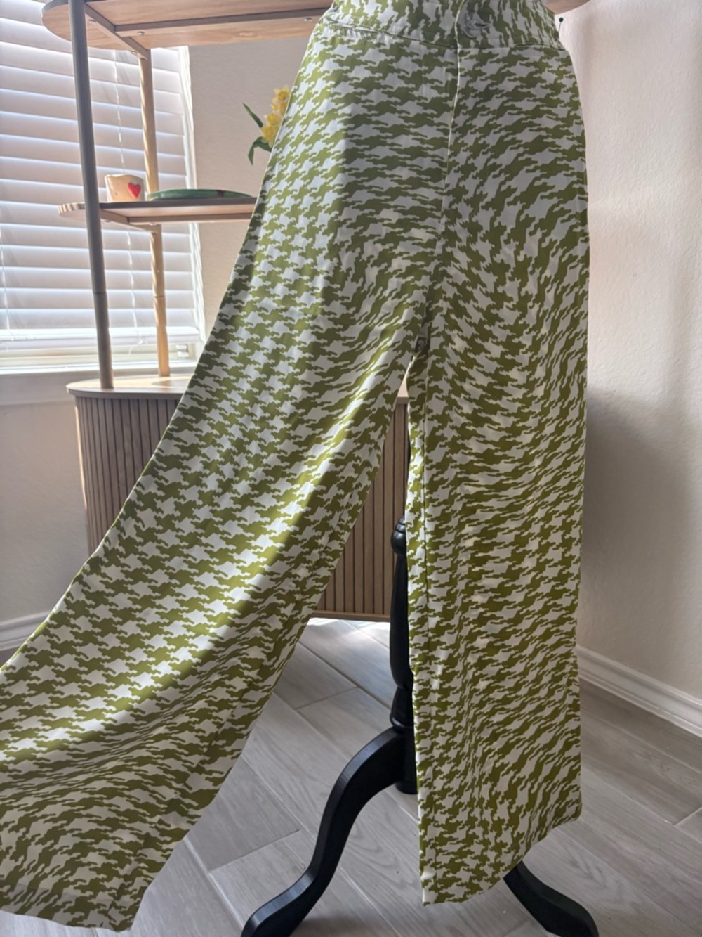 Urban Outfitters Green Houndstooth Wide-Leg Pants, Satin